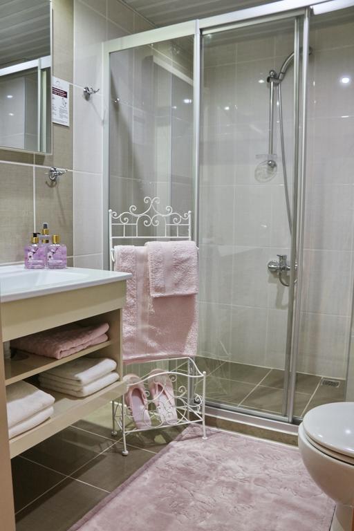 Enar Hotel 3*